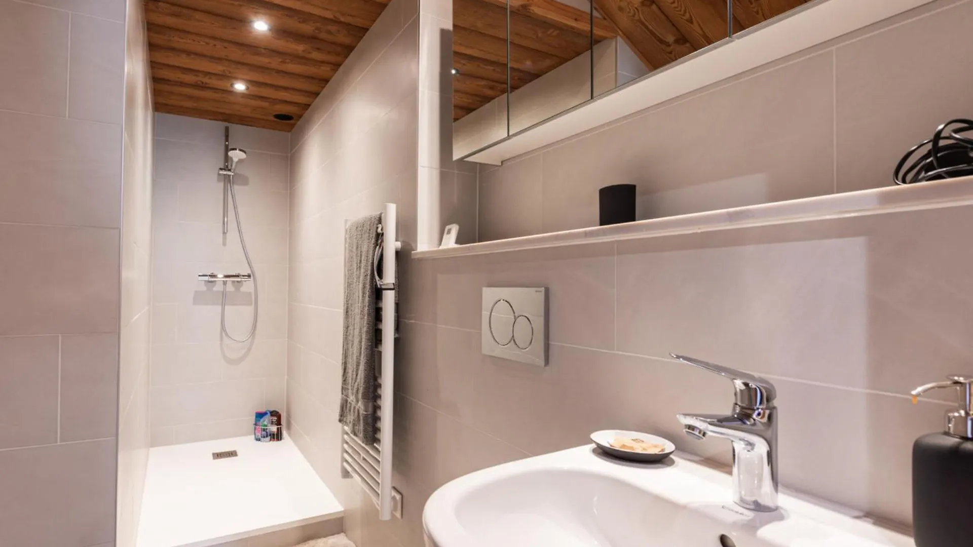 Apartment Les Bouquetins By Interhome Saint-Sorlin-d'Arves